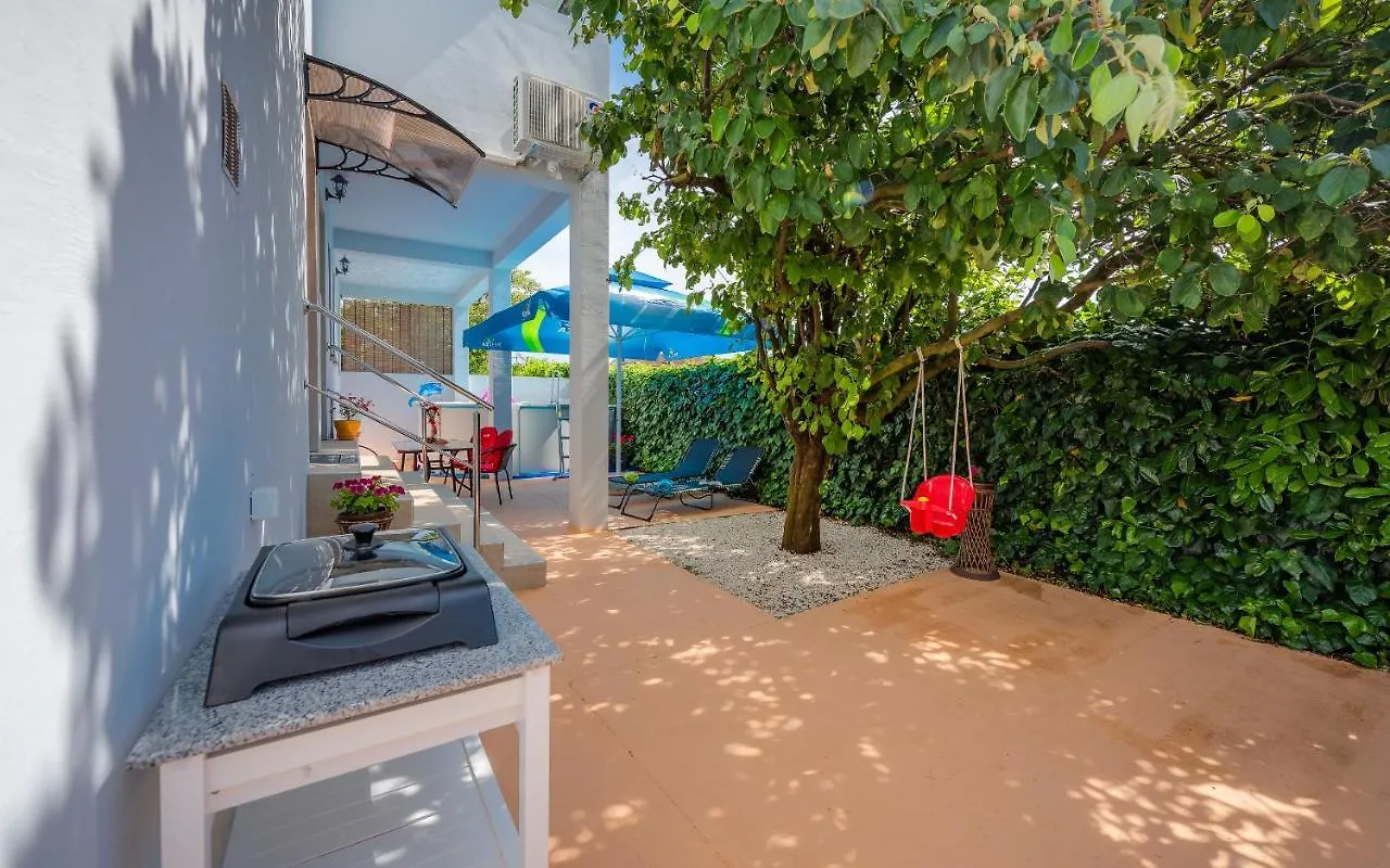 Apartment Apartman Summer Breeze Marcana Croatia
